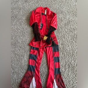 Preloved disguise girls Descendants Red Costume.